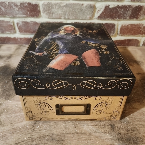 Taylor Swift Reputation Inspired Keepsake Box - Picture 6 of 8